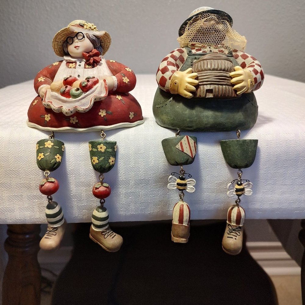 Susan Winget Hand Painted Papa Granny Smith Shelf Sitters Apple Blossom Honey